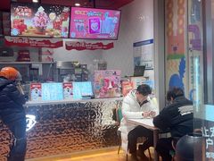 -DQ·蛋糕·冰淇淋(大宁国际商业广场店)