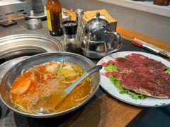 -七甲山烤肉(长白山奇石山珍根艺一条街店)