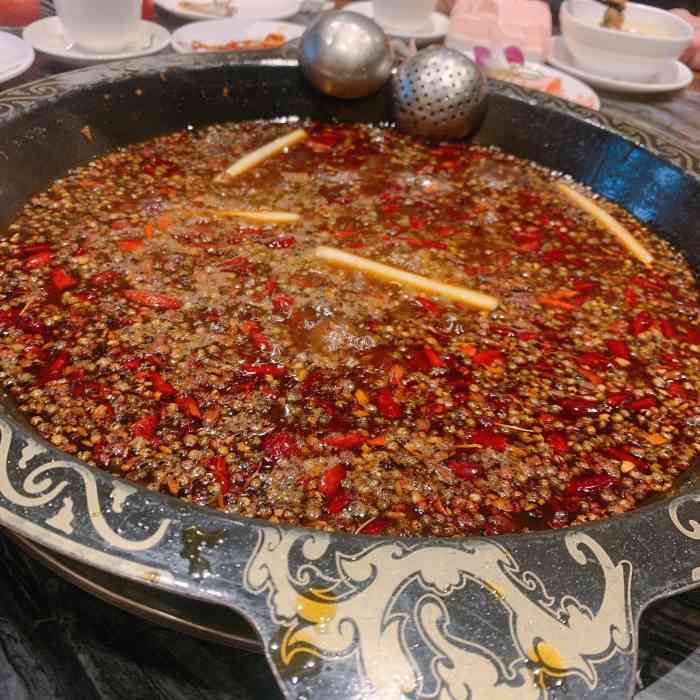 王朝火锅(滨江路店)-"这家味道没得说 是资中人自己的火锅 还是.