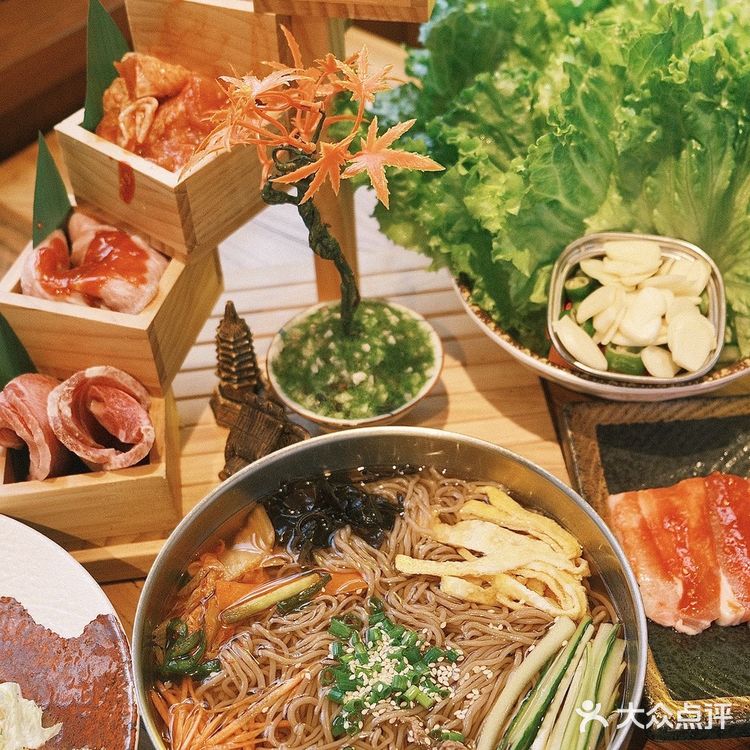 三亚美食/我怕不是在🇰🇷街头吃烤肉吧!!!