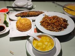 -雍哲港式餐厅(现代广场店)