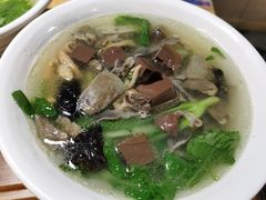 特色鸡汤面-富源春面馆(四川北路店)