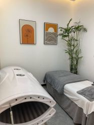 -柒朵科技美肤中心