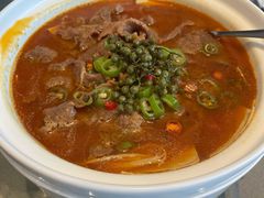 酸汤肥牛-铜锣湾·有麝自然香(长嘉汇购物公园店)