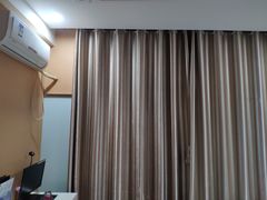 -大营西亚皮草新城