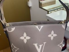 -江奢典汇·名包名表·黄金回收