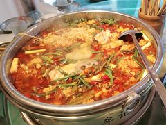 -牟记江湖重庆地标特色菜鱼蛋海鲜羊蝎子(巴南区黑金冠十多年好店)