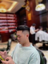 -尼特斯男士发型馆