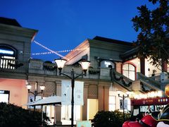 -王府井奥莱临潼小镇(临潼店)