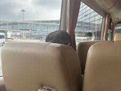-东方航空(虹桥路店)
