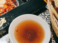 -老牌坊云南鱼豆花火锅(哈西万达店)