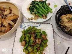 -围龙屋客家食府(福田店)