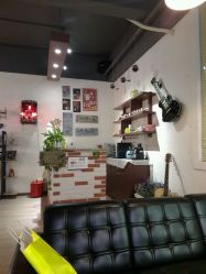 -巴黎婚纱摄影工作室