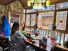 -苗湘食府(十年店)