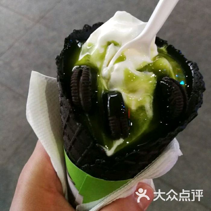 麦当劳甜品站(崇外新世界店)那么大圆筒图片 - 第1张