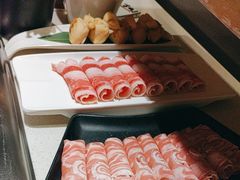 -海底捞火锅鲜切牛肉主题店(长寿路店)