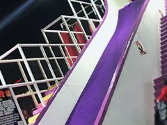 -嘿哟动霸CHUA·新潮玩运动娱乐中心·蹦床滑冰团建乐园