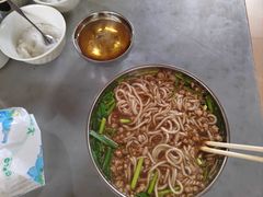 -正宗杨记普洱酸醋米线(总店)