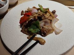 -余欢领鲜火锅(新街口店)