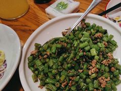 -新白鹿餐厅(百联中环店)