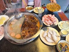 -重庆楊門机场老火锅(20年老店两路总店)