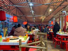大堂-肆拖贰市井火锅(军师店)