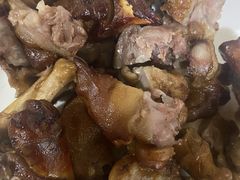熏猪蹄-鲜鱼居饭店