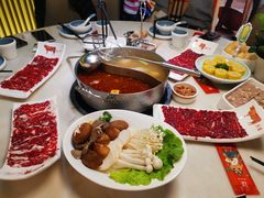 -左庭右院鲜牛肉火锅(浦江欢乐颂店)