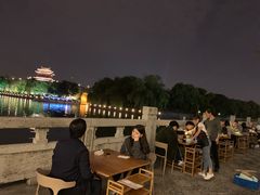景观位-聚汇三少·龙虾·中餐厅(莫邪路新天地店)