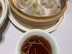 蟹粉小笼包-新吉士·上海菜(浦东LCM置汇旭辉店)