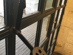 -莓园冰淇淋店