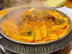 -喇喇排骨火锅·传统韩式脊骨汤(望京西园总店)