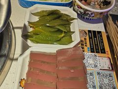 -钢管厂五区小郡肝串串香(滨江店)