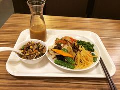 -感恩心素食馆(百世广场店)