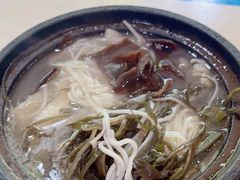 -刚砂锅鸡丝米线