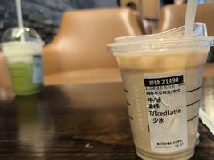 -星巴克臻选(惠州华贸天地1楼店)