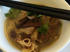 -青岛蓝海大饭店·渔歌舫(李沧店)