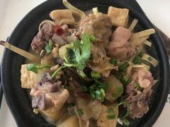黄焖鸡肉饭-复旦大学江湾校区食堂