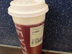 -喜茶(北京华贸购物中心店)