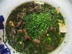 韭香嫩腰花-八张桌子(老店)