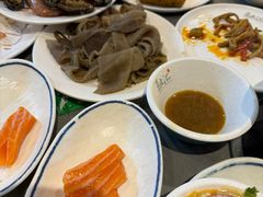 -遇上西雅图多融合海鲜自助餐厅(中房金谊广场店)