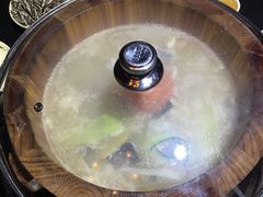 -秋语木桶鱼.酸菜鱼(开发区火车站店)