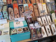 -猫的天空之城概念书店(杭州南宋御街店)