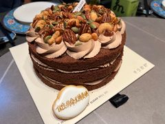 -半勺舒舒生日蛋糕店