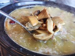 -野菌皇海景野生菌火锅(滨海大道店)