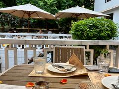 -Mark&Mars Restaurant