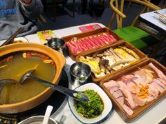 -菌小白·野生菌火锅(时尚天河店)