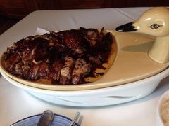 -八府香鸭·啫啫煲(华山路店)