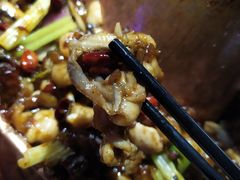 -老城区炭火蛙锅(永业购物中心店)