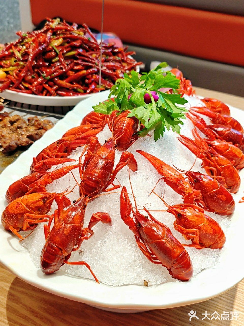 沪九哥风靡上海！小龙虾烧烤皆是招牌！